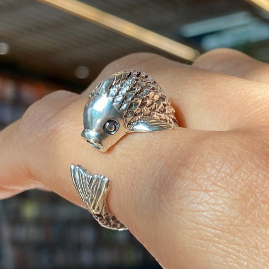 Anillo pez