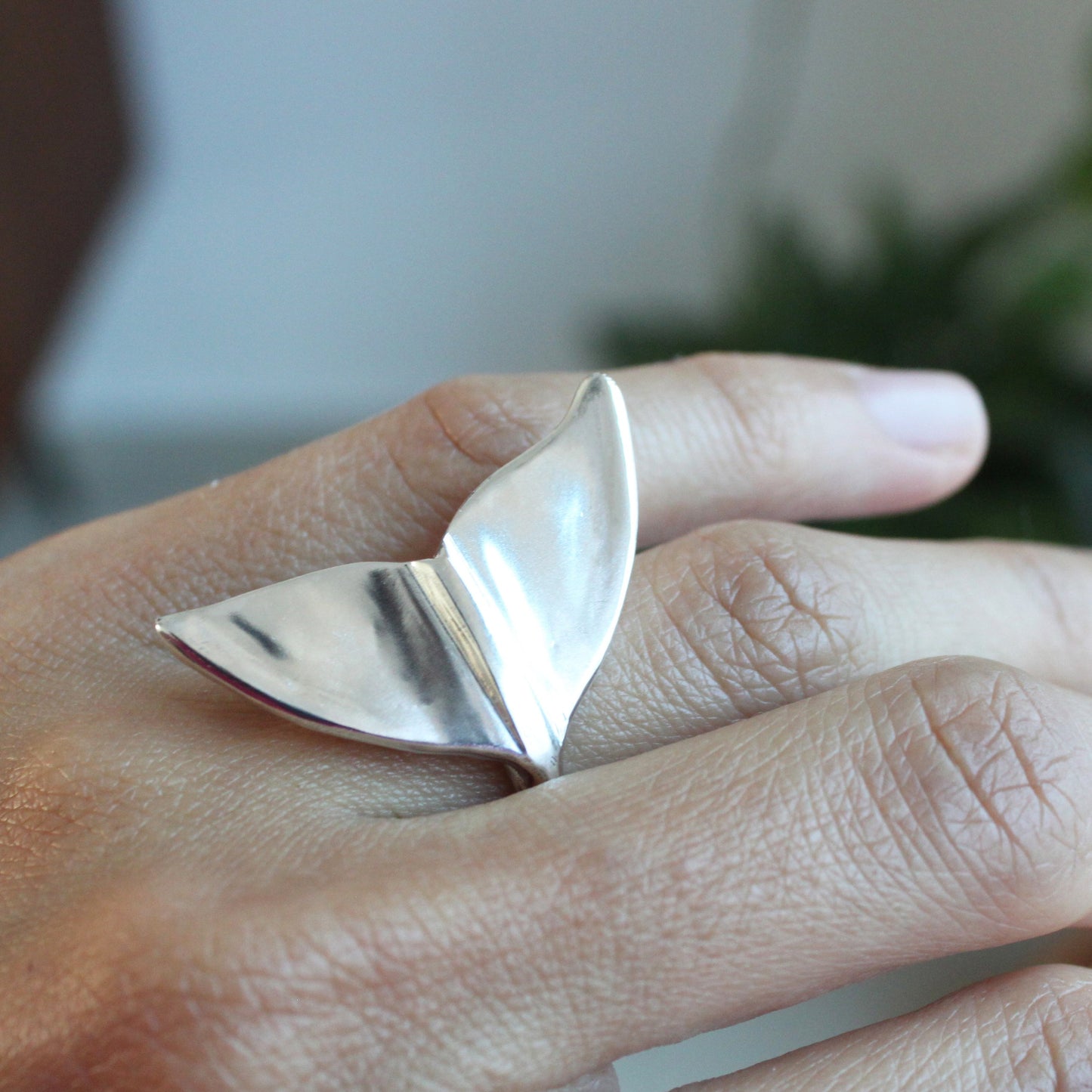 Anillo cola de ballena