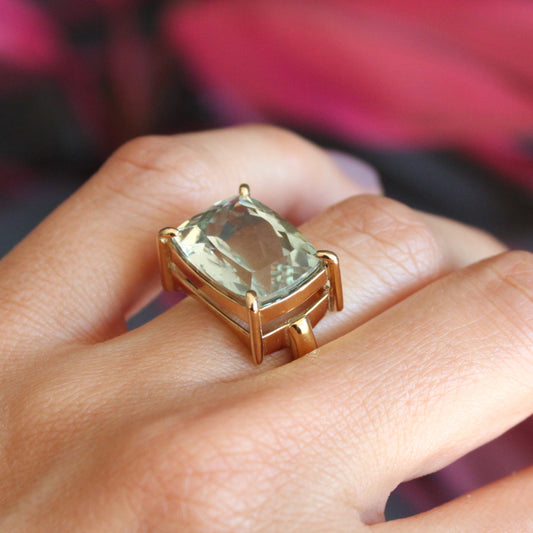 Anillo ventana prasiolita